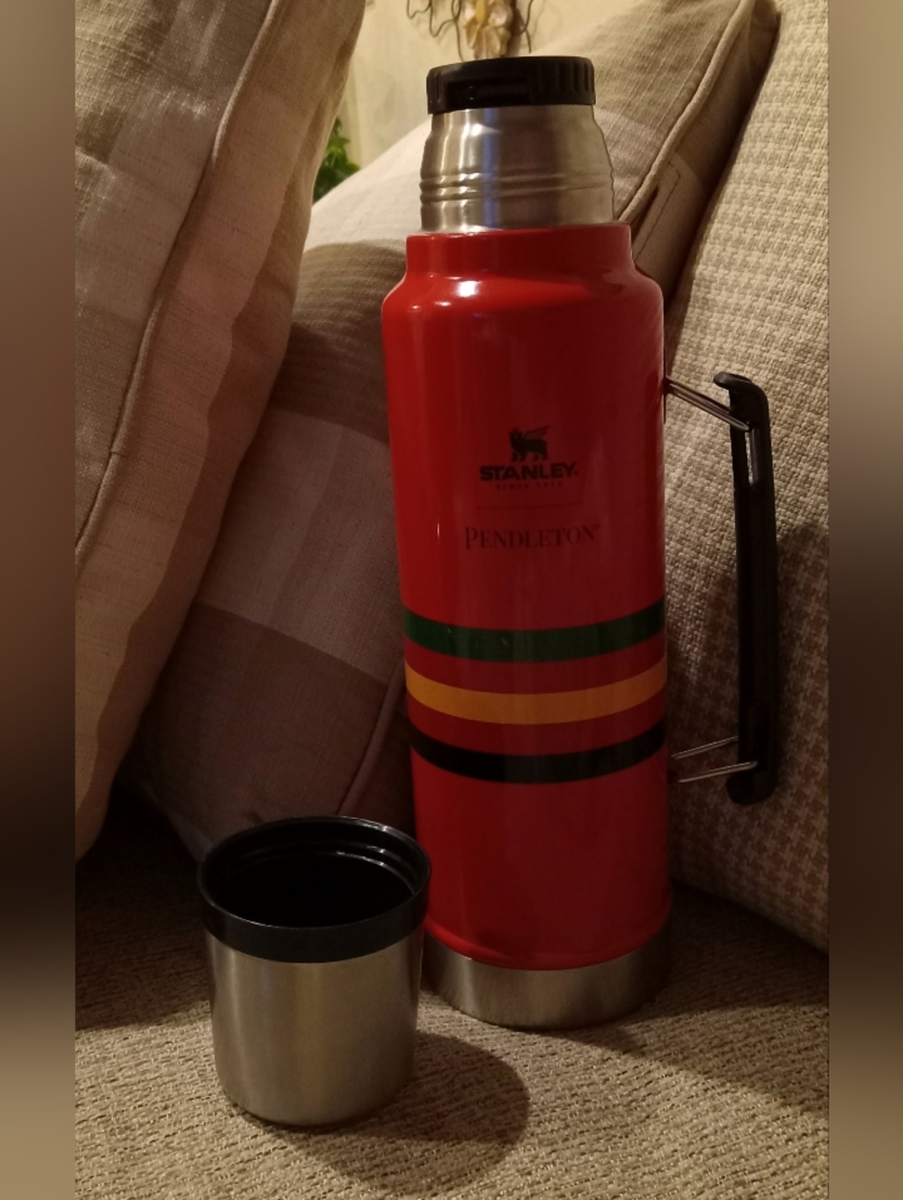 Limited Edition Stanley x Pendleton Red Insulated Thermos Bottle